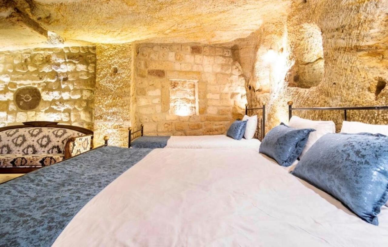 Uzay Cave Ürgüp